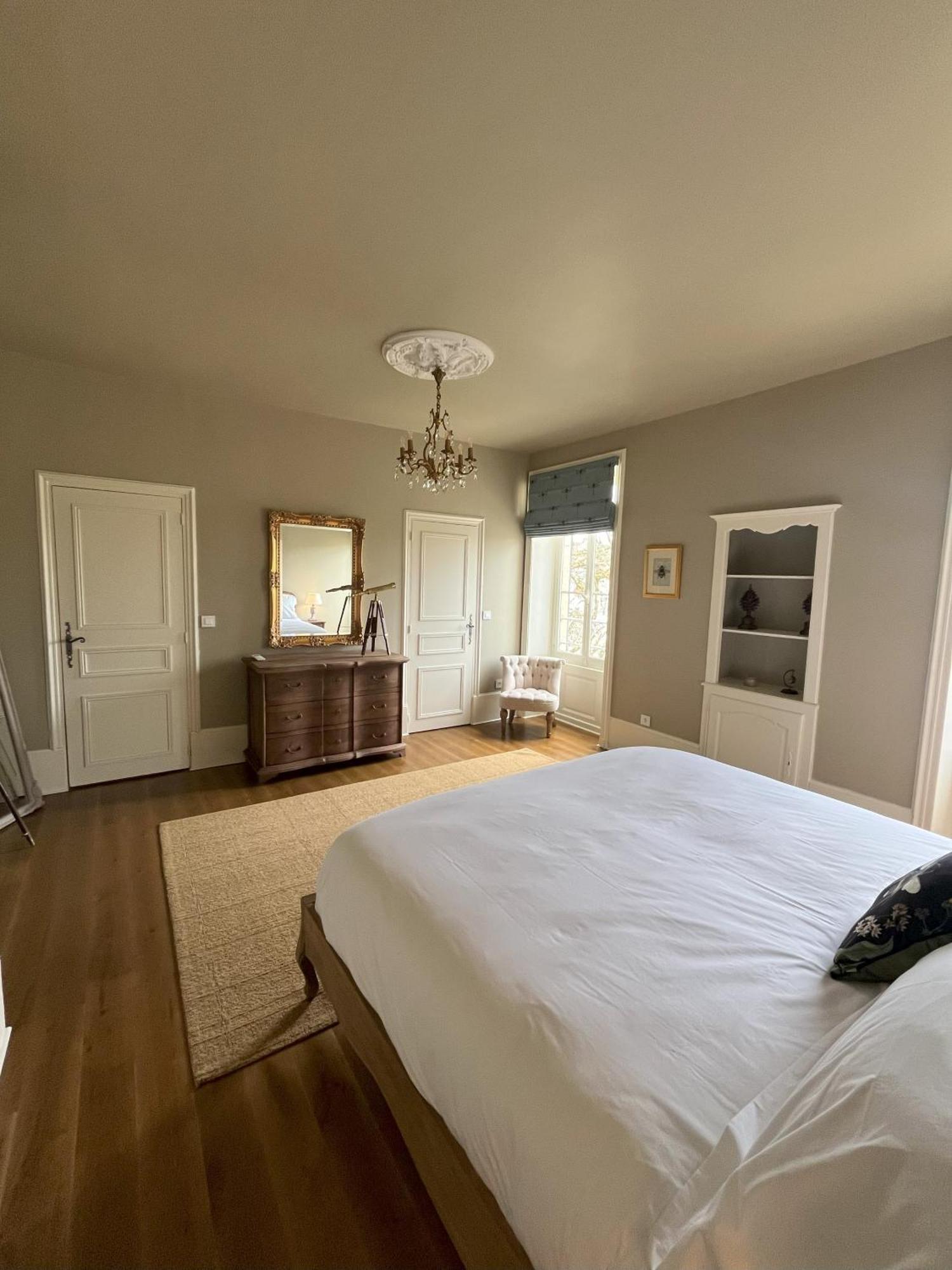 Number 8 Bed and Breakfast Meursault Εξωτερικό φωτογραφία